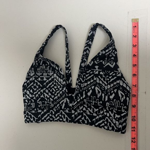 Victoria Sport Racerback Bra Womens Size XS Black Geometric Aztec Mesh Lined - Picture 7 of 9